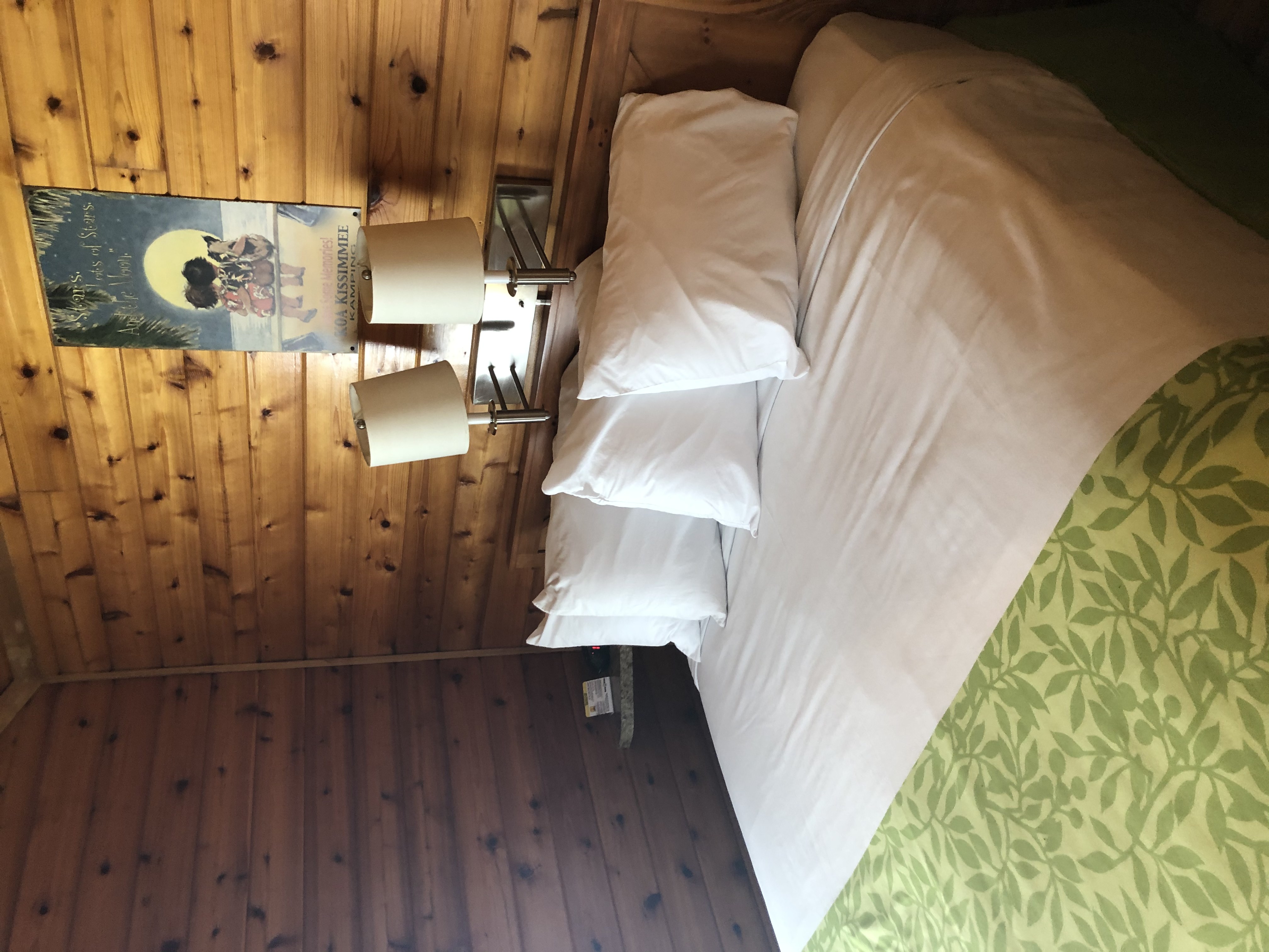 Queen bedroom