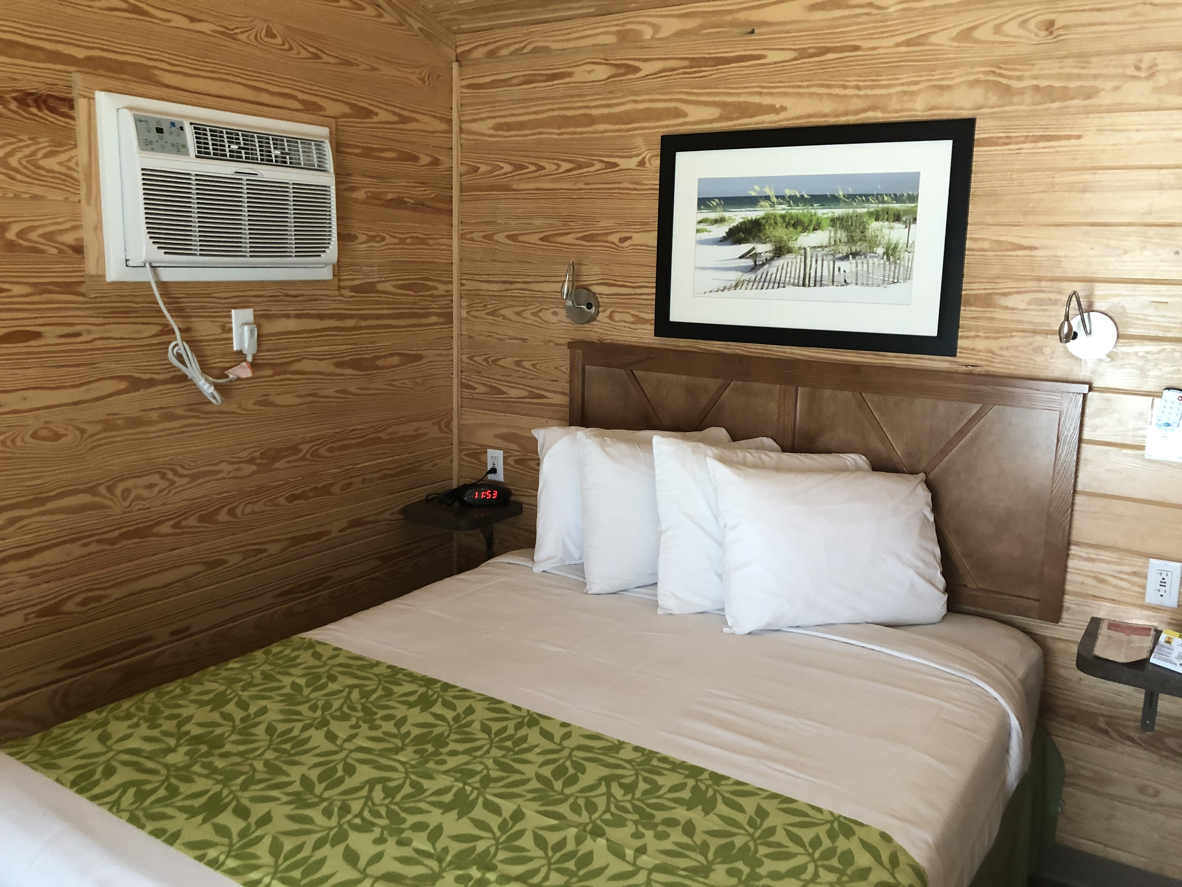 Deluxe Cabin Bedroom