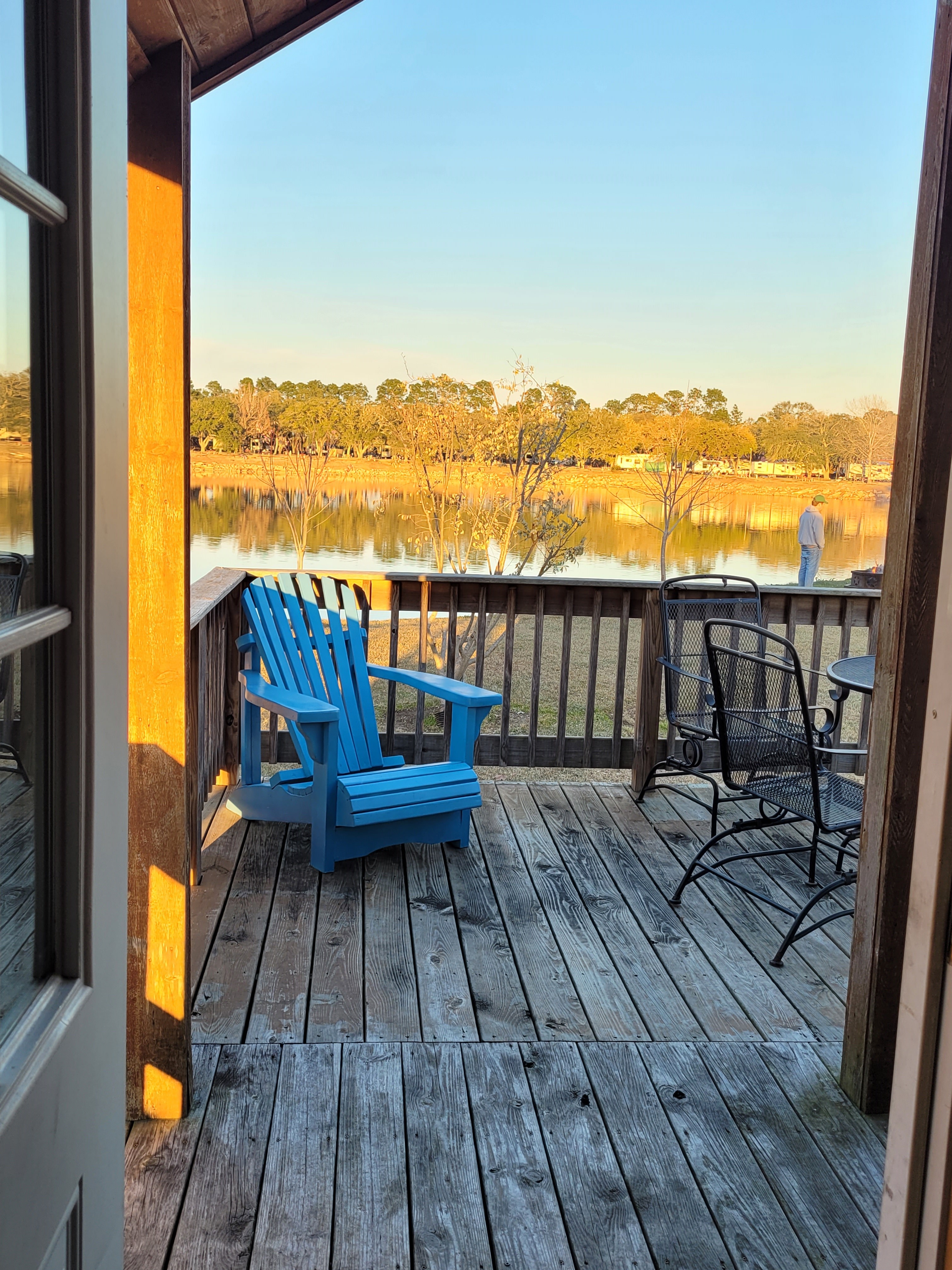 LK03 - Lake View
