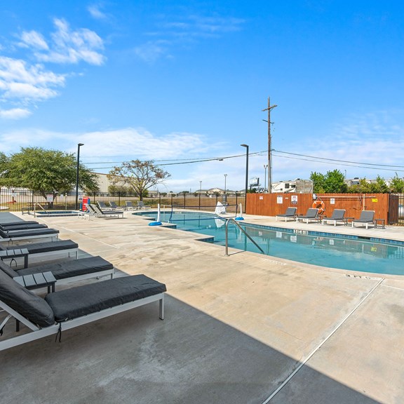 Plan a trip to Fairchilds, Texas