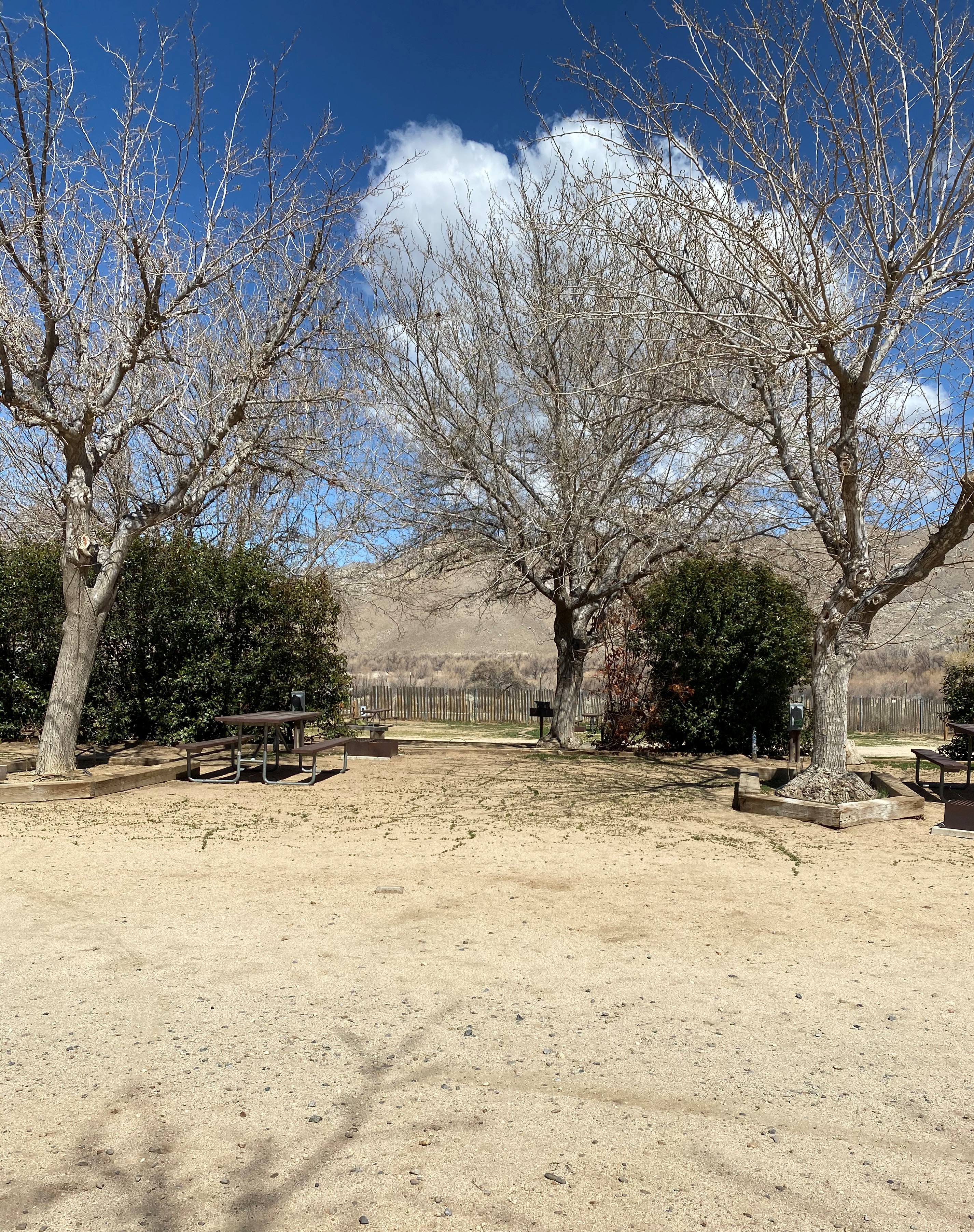 Weldon, California RV Camping Sites Lake Isabella / Kern River KOA