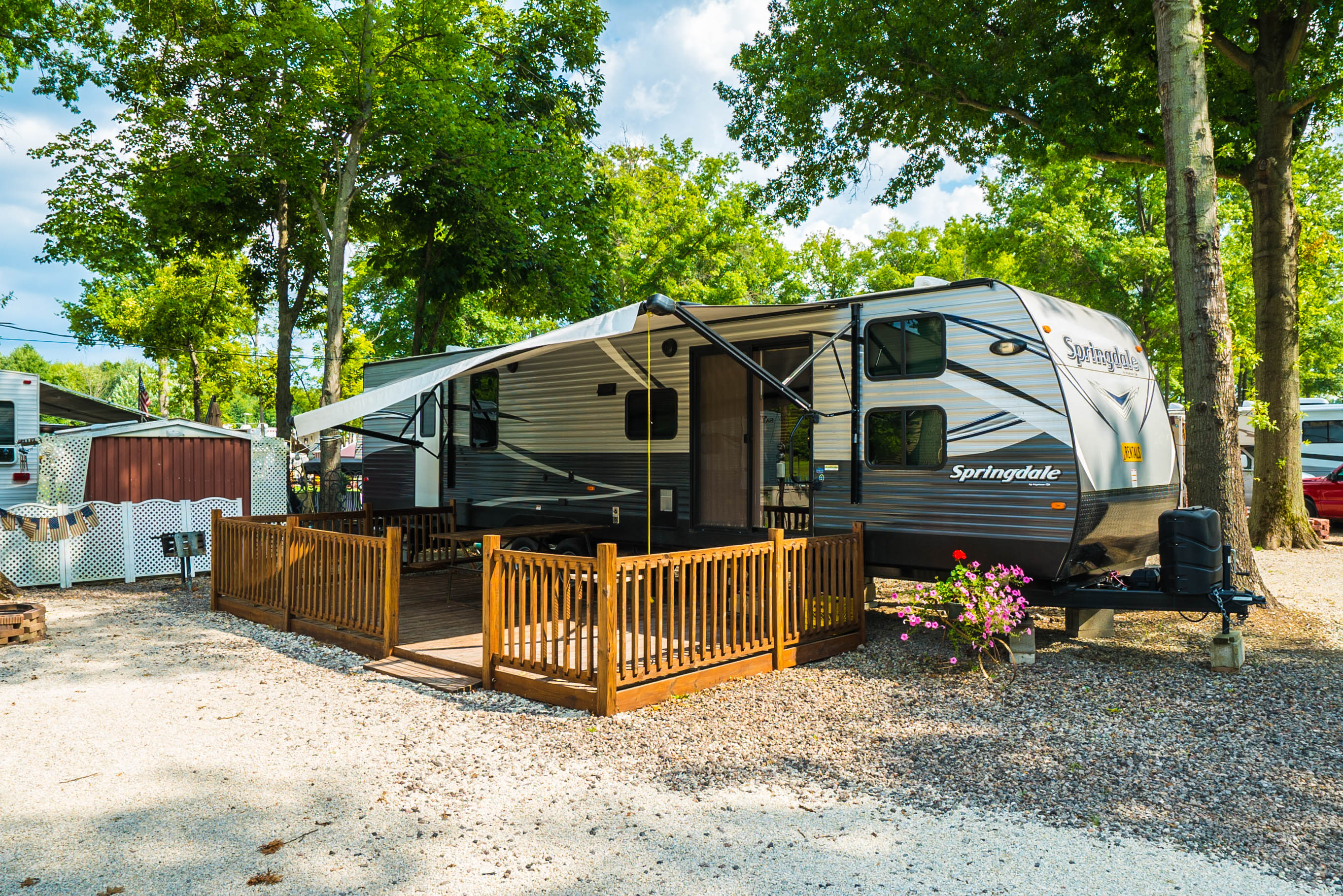 RV Rental (Full Bath with Shower), Patio Pictures Lake Milton