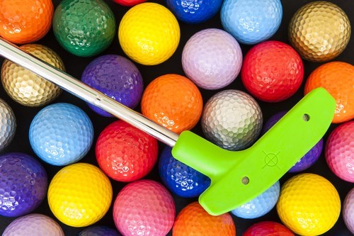 LIMITED - Mini Golfing