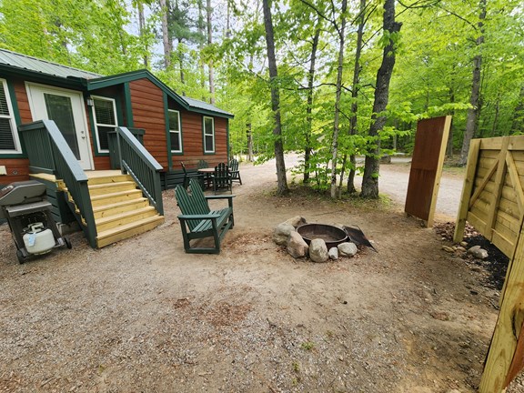 Plan a trip to Lake Pleasant, New York