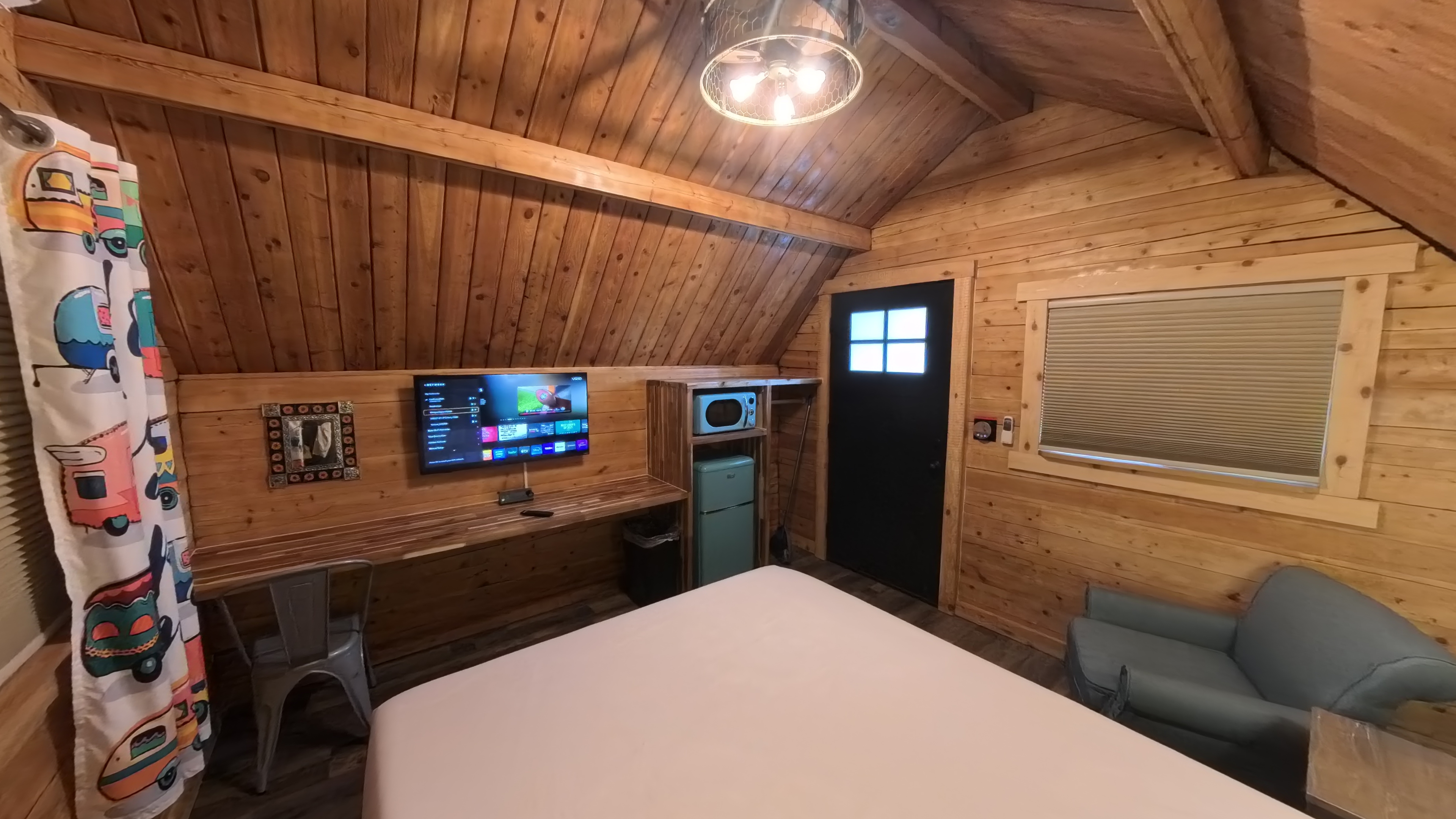 2026 Couples Cabin