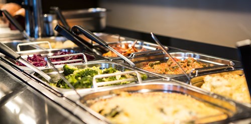 Casual Dining: Firelight Buffet
