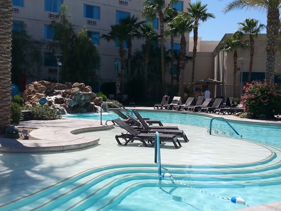 Laughlin's ONLY Private Beach, Luxurius Pool, Tiki Bar!