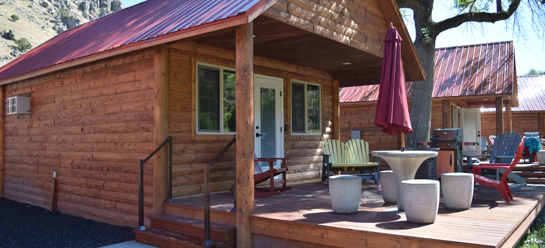 Deluxe Cabins #DL1-DL9 open year round. Cabins have 2 beds, bathroom, kitchenette, satellite tv, walk to hot springs.