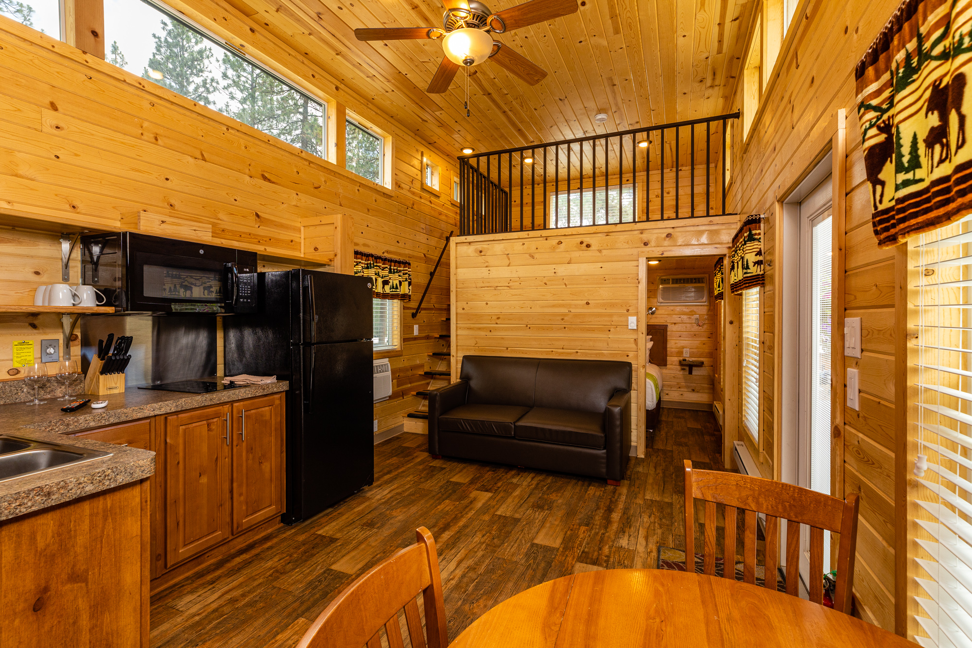 Lodging Sites Leavenworth/Pine Village KOA Holiday