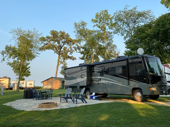 Deluxe Patio Back-In