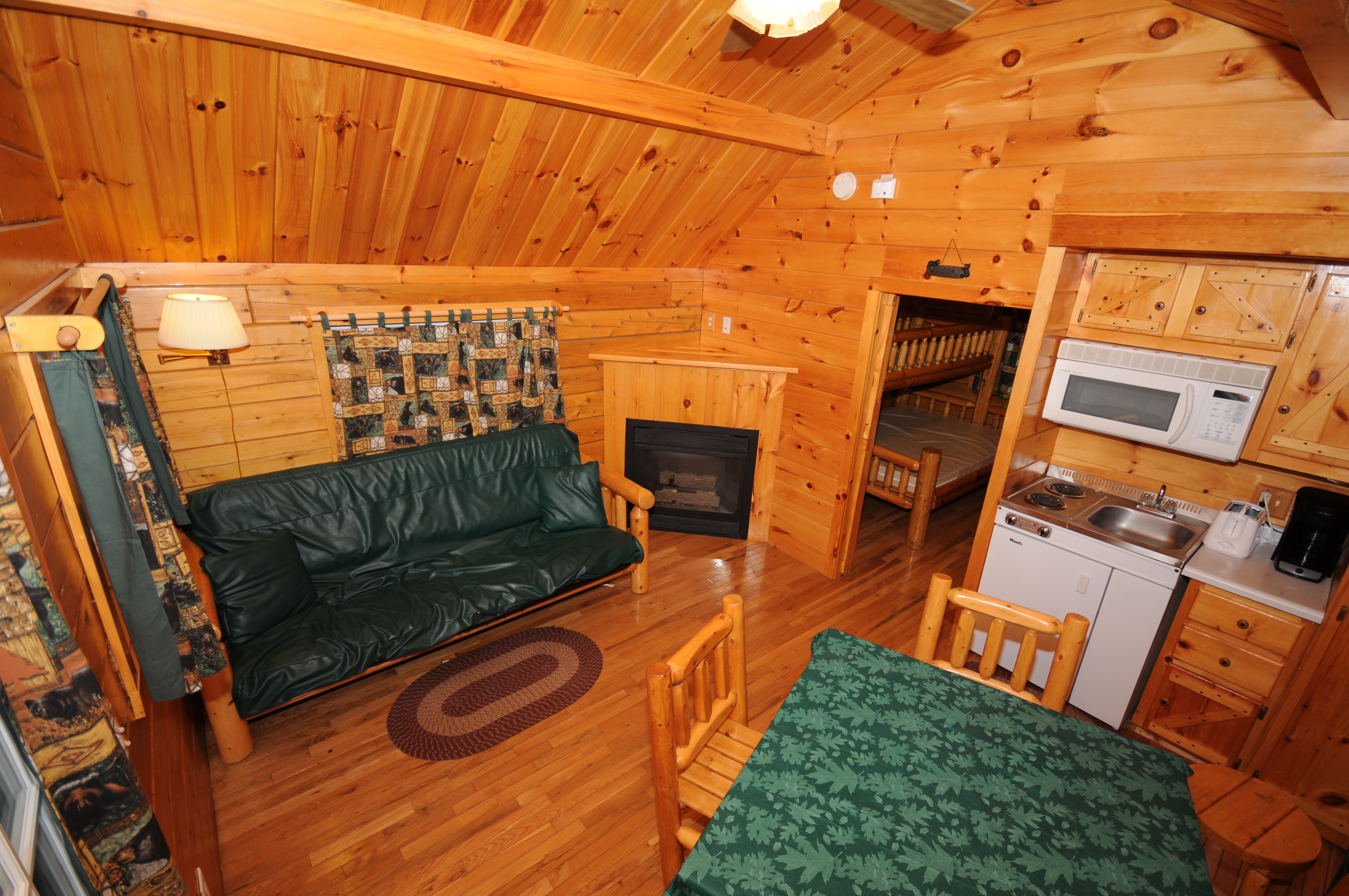 Lena, Illinois Lodging Lena KOA Holiday