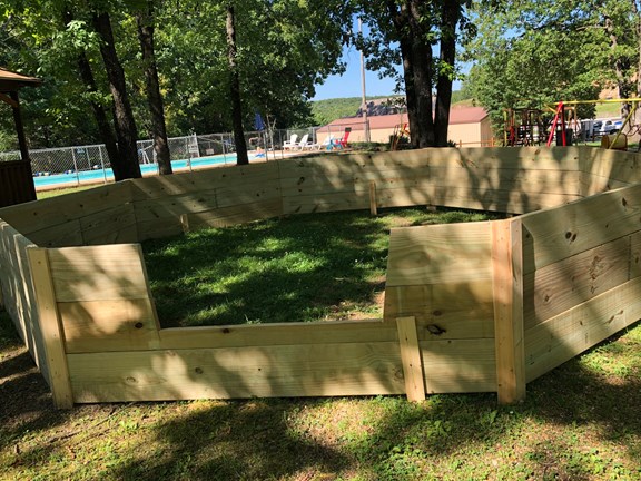 Gaga Pit