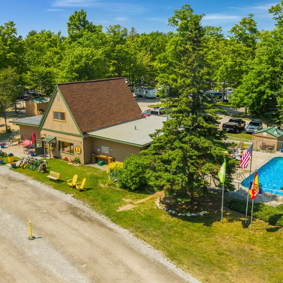 Plan a trip to Indian River, Michigan