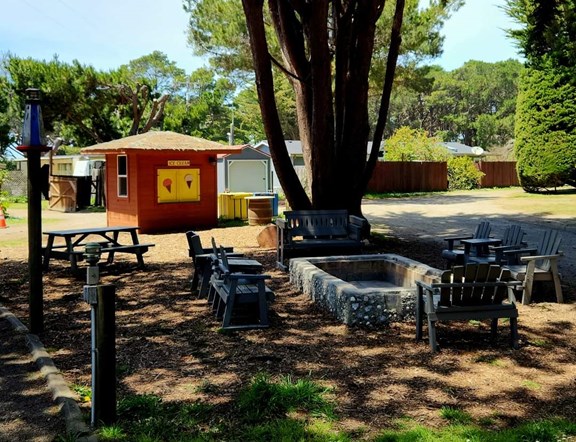 Community Kamp Fires