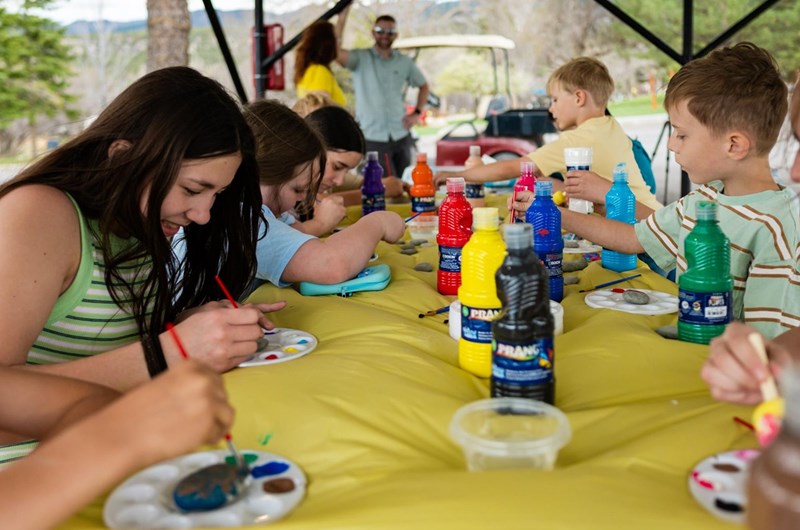 Weekend Craft Activities Photo