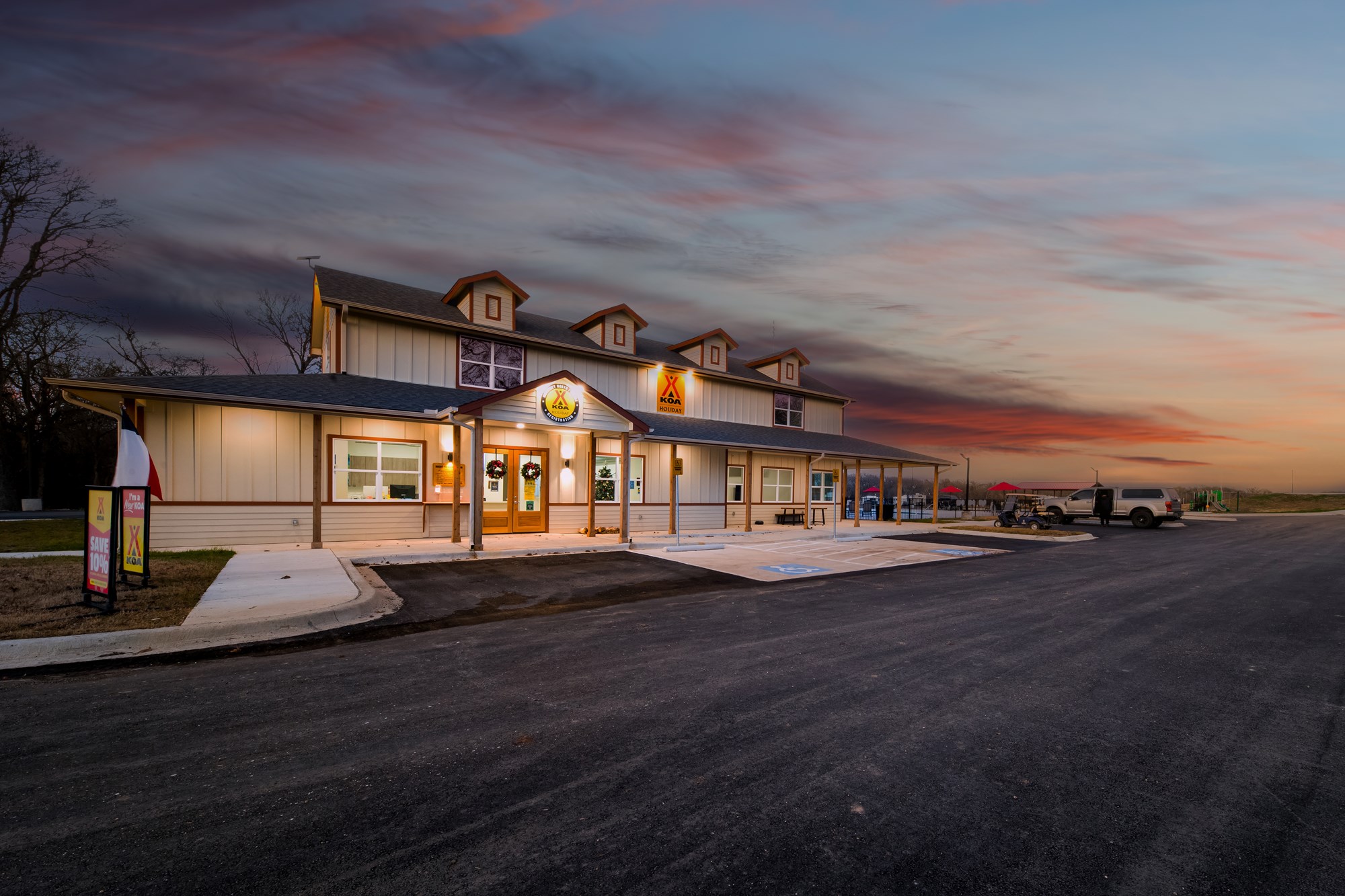 Celina, Texas Camping Amenities | McKinney North / Celina KOA Holiday - Main photo