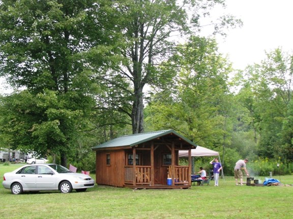 Camping Cabin (Cabin #4) Outside