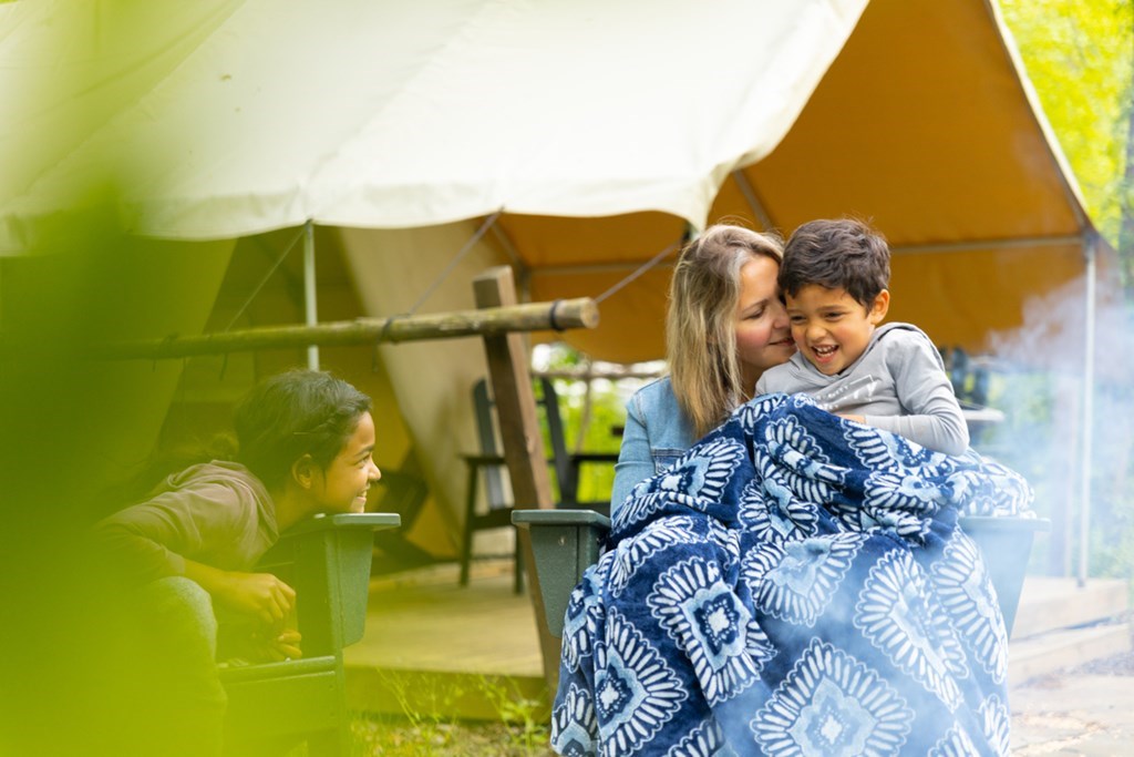 THE ULTIMATE MOTHER'S DAY GIFT GUIDE FOR MOMS THAT CAMP