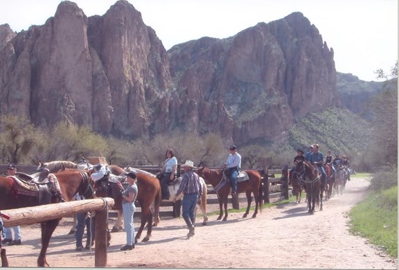 Guided Pack Trips and Horseback Rides