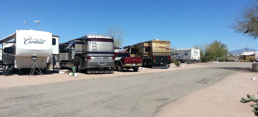 Pull Thru, 50/30 Amps, Full Hookups Enjoy the beauty of the Superstition Mountains from your own campsite. These large pull-thru sites are perfect for the overnight big rig traveler. Golf, shopping and sightseeing are nearby.