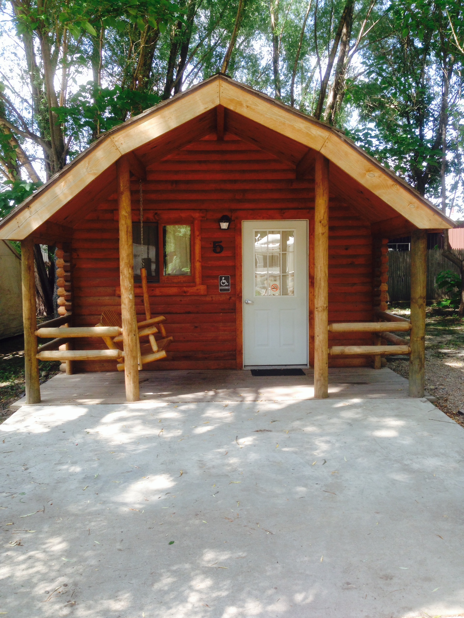 Our 2 room kabins are great for larger groups!