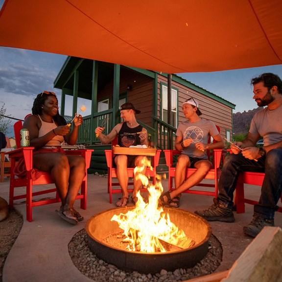 Plan a trip to East Carbon City, Utah