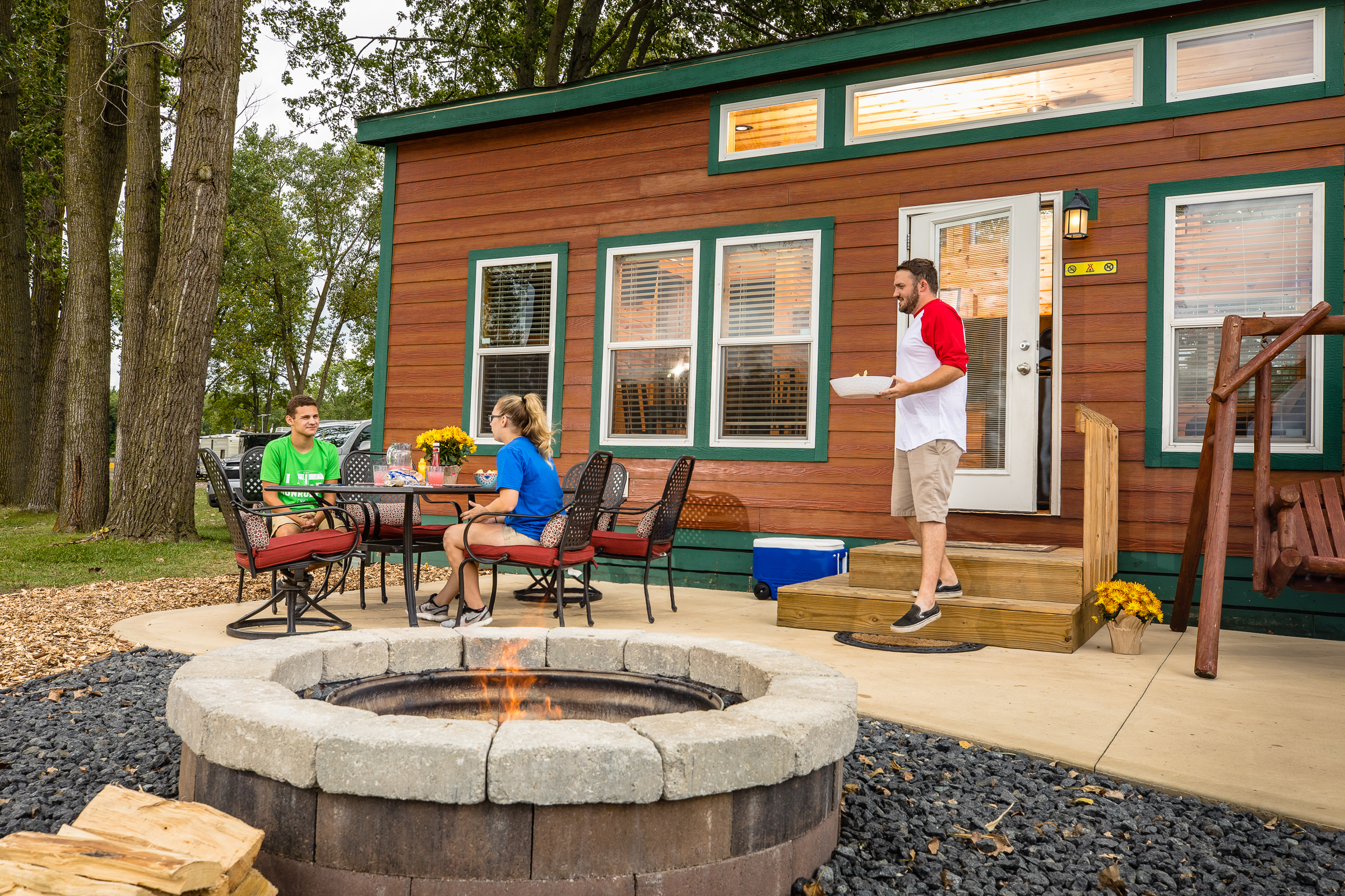 Deluxe Cabin (Full Bath with Tub & Shower), Patio With Bathroom