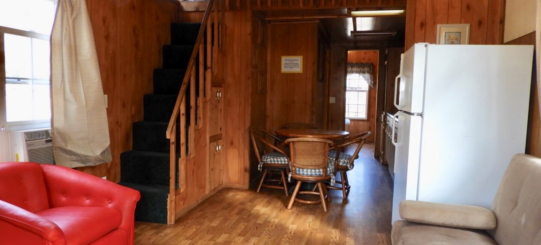 Riverfront Deluxe Cabin #4