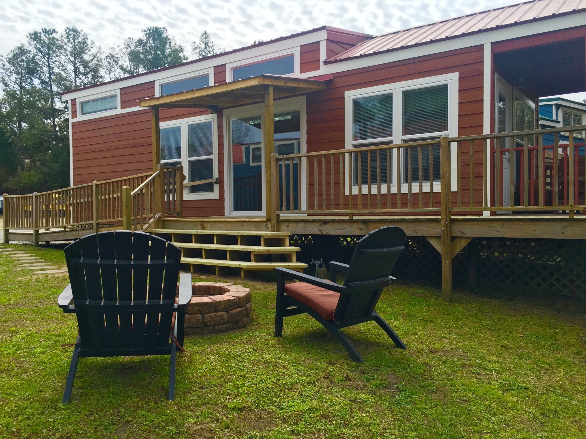 Deluxe Cabin Swash (Fire Pit)