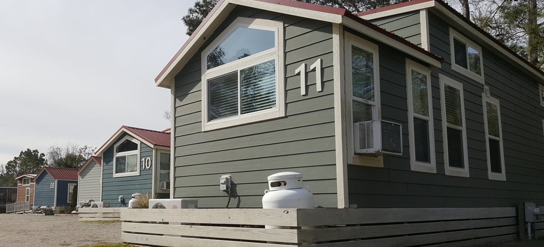 Deluxe Cabin Waterfront