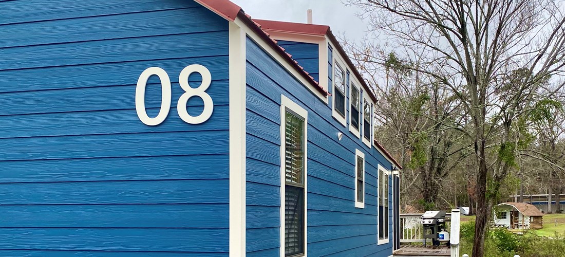 Deluxe Cabin Waterfront