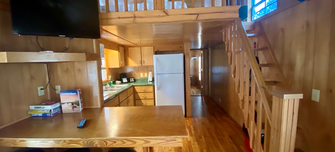 Deluxe Waterfront (6 People) Dinning/Kitchen/Loft