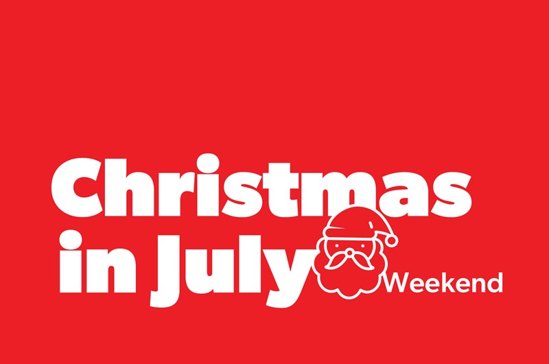 Christmas in July + Live Music by Dan Watson Photo