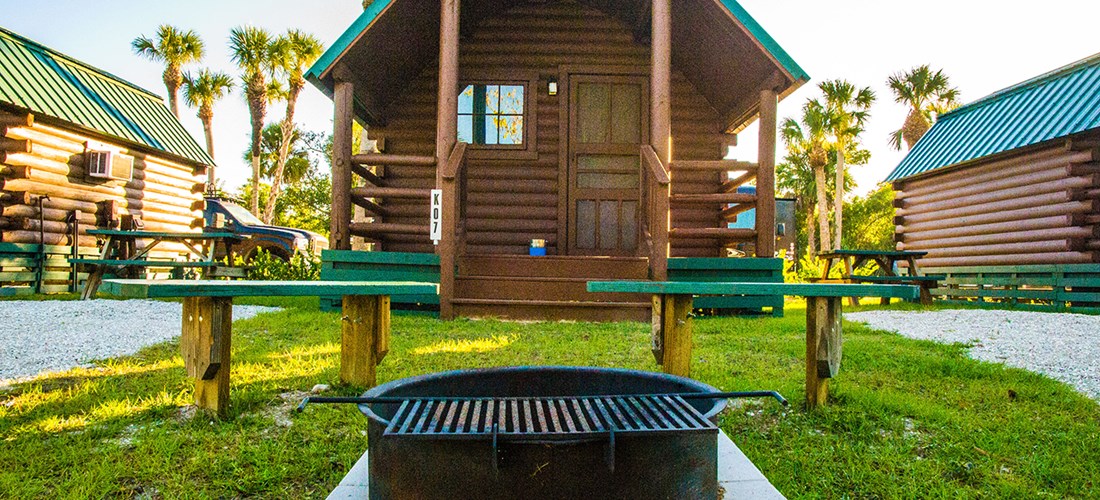 camping cabin ext 3