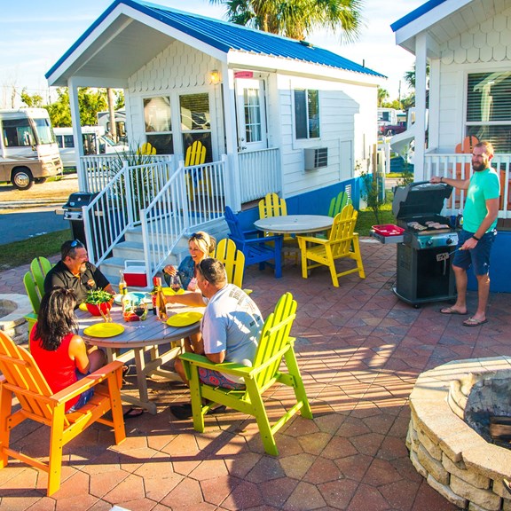 Deluxe Cabins at Naples / Marco Island KOA Holiday