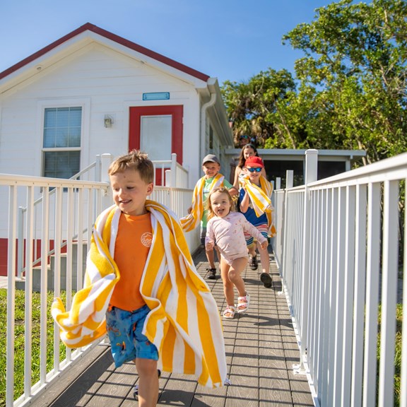 Plan a trip to Lochmoor Waterway Estates, Florida