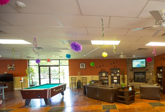 Billiards, Checkers & Games - Main Lounge