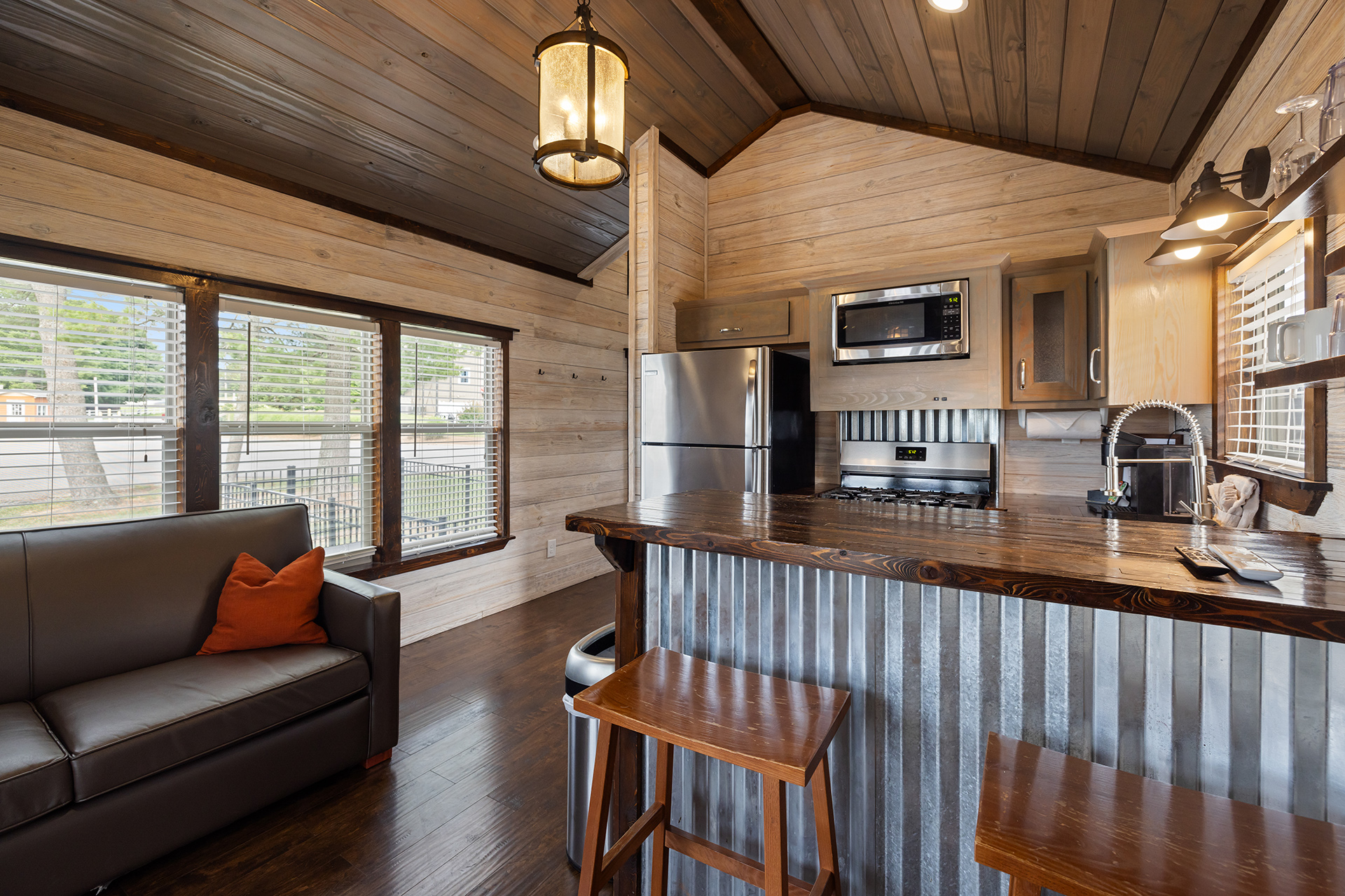 U37 - Deluxe Cabin, 1 Room with Triple Bunk and KOA Paw Pen (Full Bath with Shower) - Sleeps 7