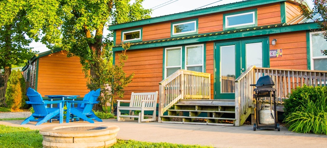 Handicap-Friendly Deluxe Cabin with loft