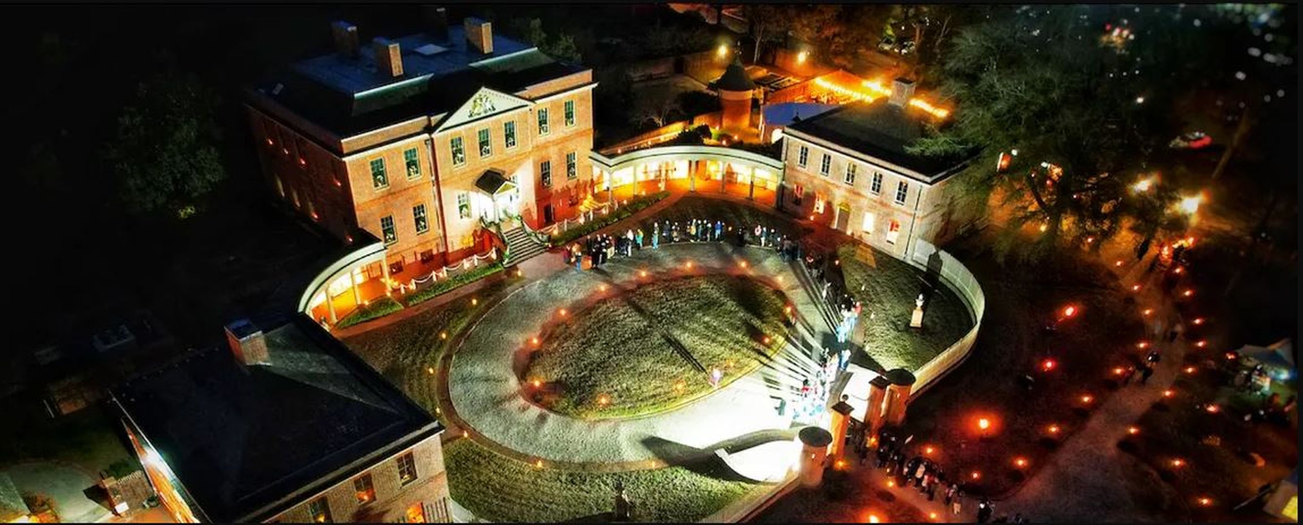 Tryon Palace Candlelight Photo