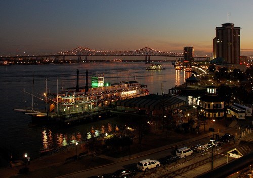 Nightlife and Dinner Jazz Cruises the Natchez Steam Boat