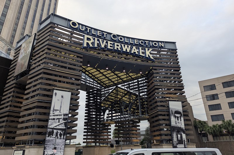 19th Annual Summer Market at Riverwalk Photo