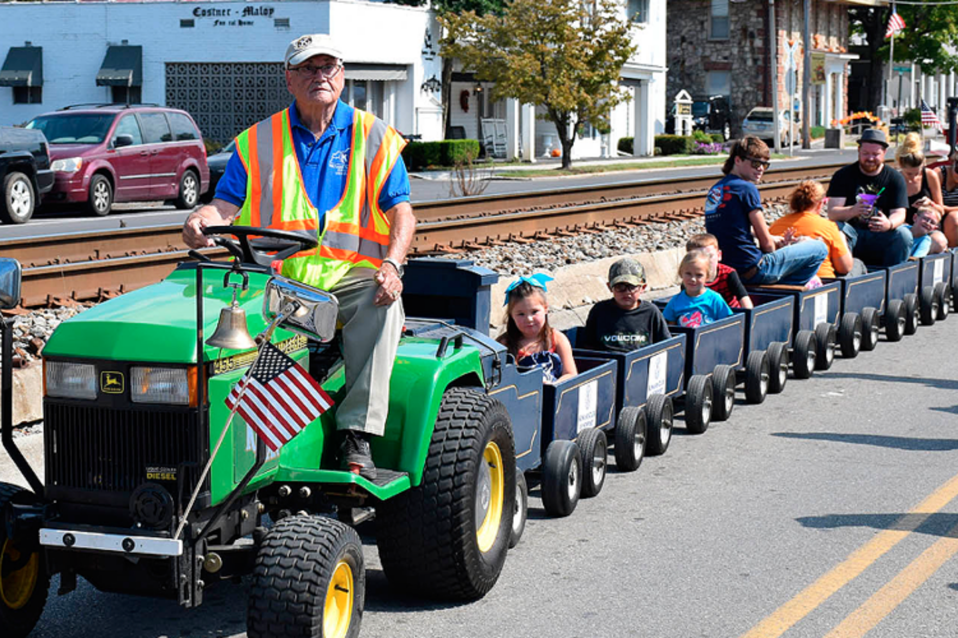 39th Annual Newport Harvest Street Festival Photo