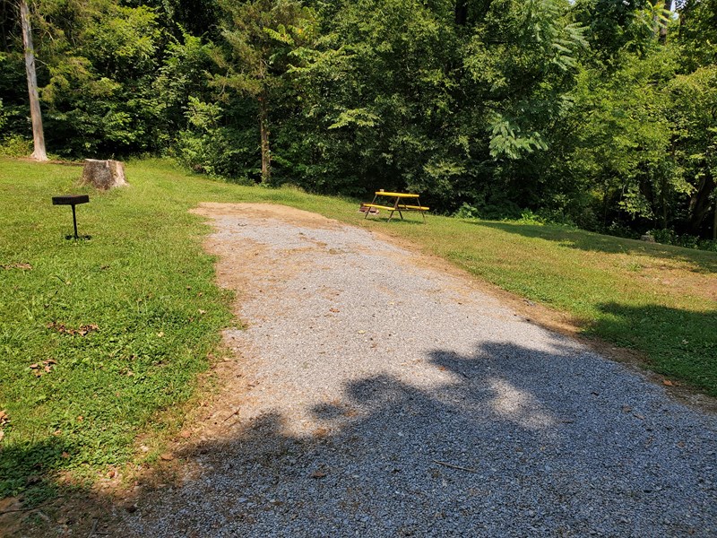 Newport, Tennessee Tent Camping Sites Newport / I40 / Smoky