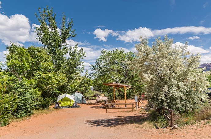 How to Enjoy Camping in Hot Weather | KOA Camping Blog