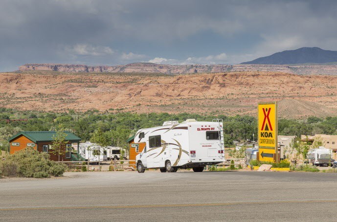 10 Tips for Renting an RV | RV Rental Process, Costs & More
