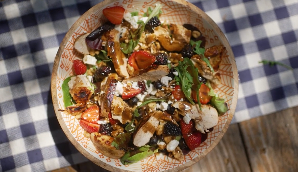 Grilled Chicken & Berry Salad /blog/images/grilled-chicken-b