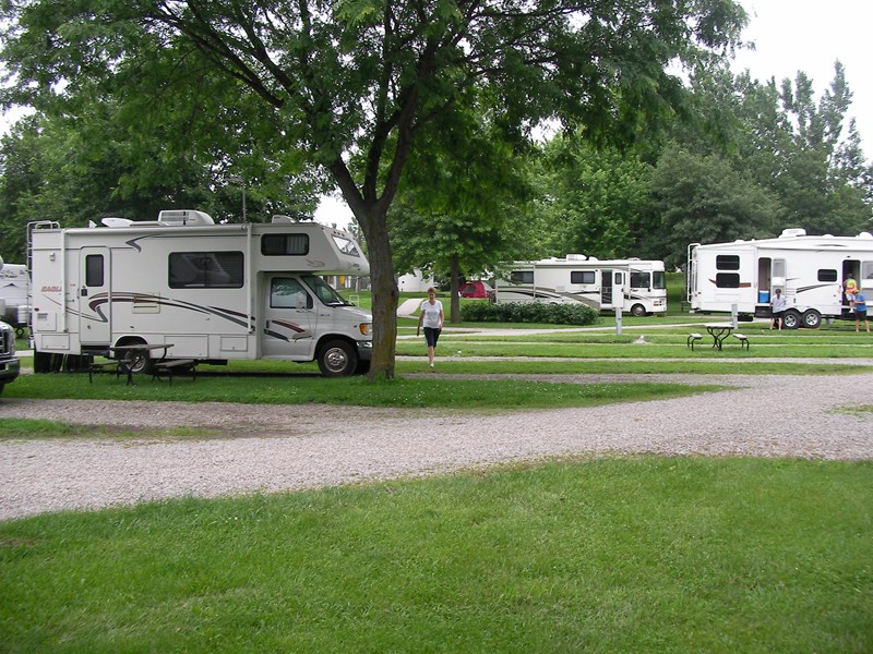 best full hookup campgrounds in iowa