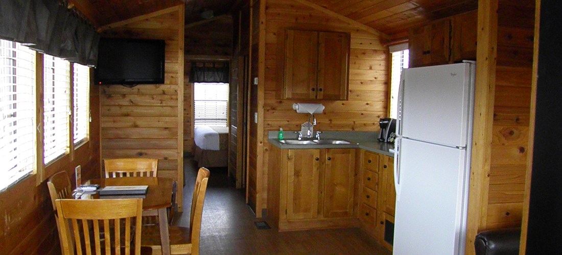 This cabin has a full kitchen for all your cooking neads.