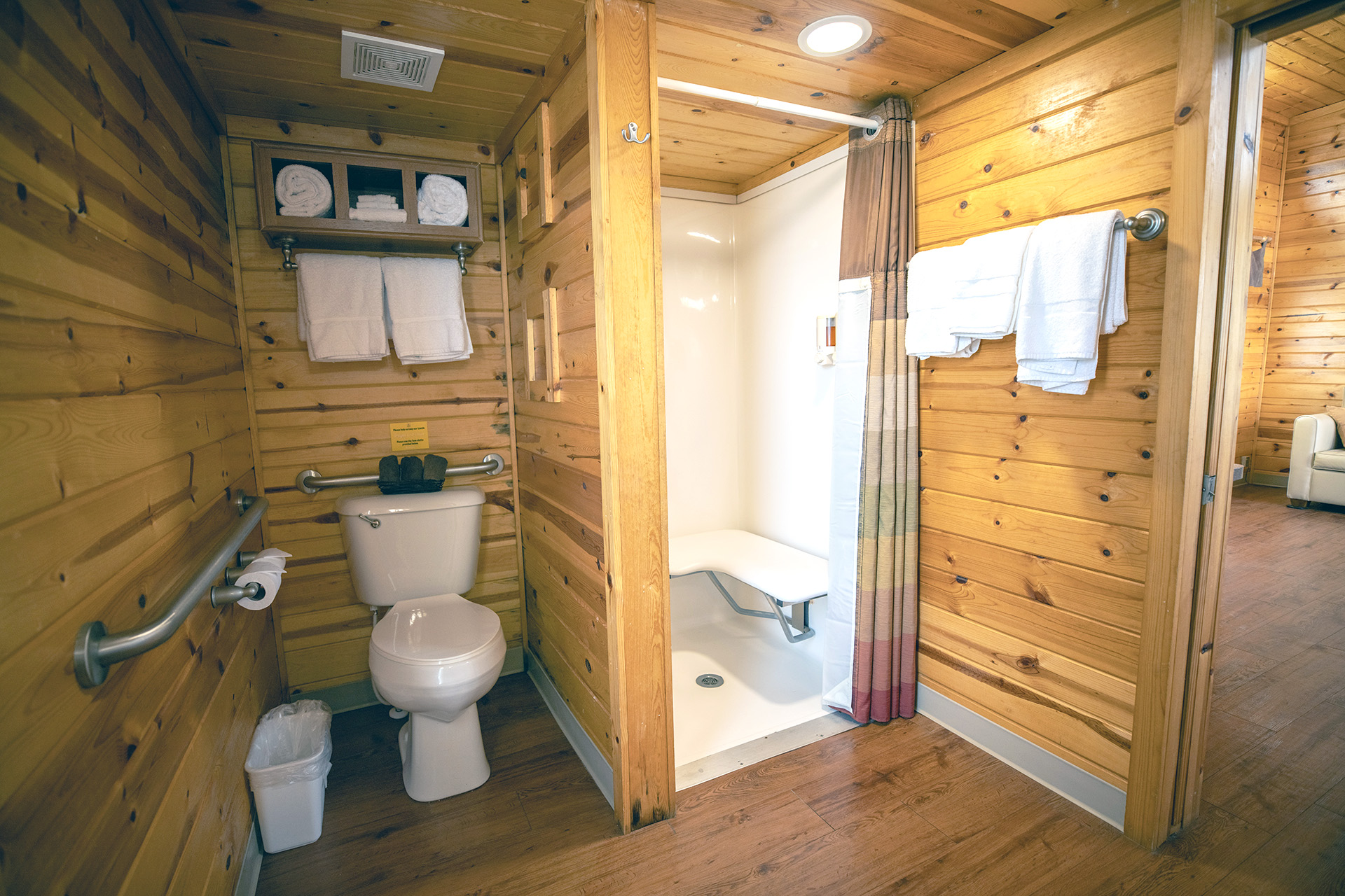 C43 - Deluxe Cabin, 1 Room with Loft, Accessible (Full Bath with Shower) - Sleeps 6